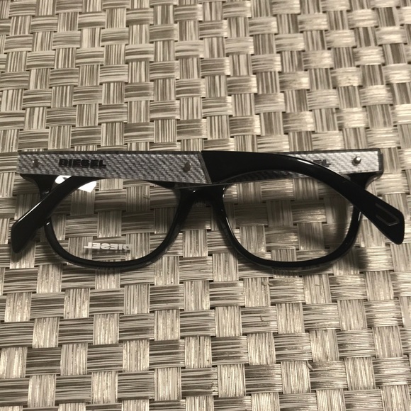 Diesel Frame - Picture 8 of 8